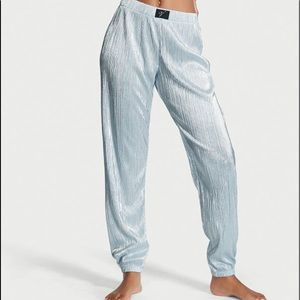 🤍Pliss’e Jogger Pants🤍